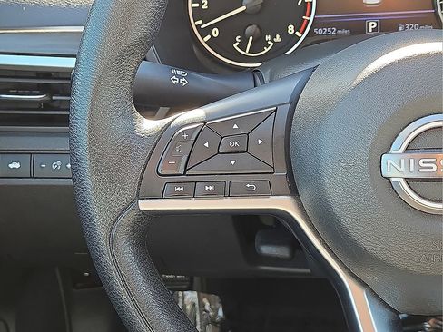 Used 2024 Nissan Altima 2.5 SV image 20