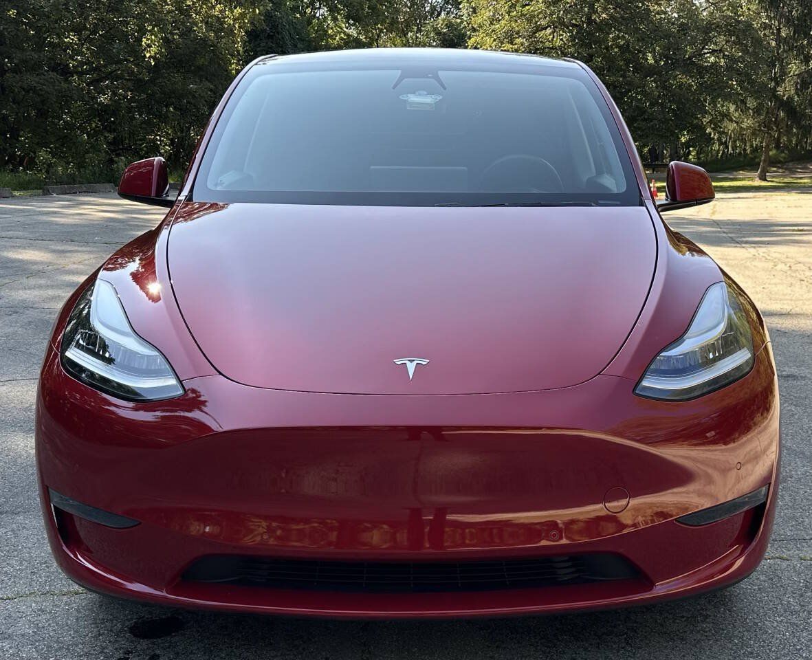 Used 2021 Tesla Model Y Long Range AWD/4WD image 2