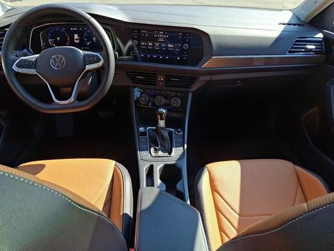 Certified 2024 Volkswagen Jetta SEL FWD image 15
