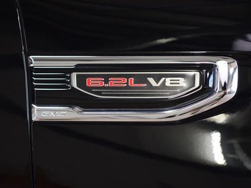 Used 2024 GMC Sierra 1500 Denali AWD/4WD image 16