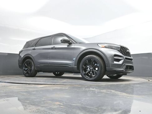 Used 2021 Ford Explorer ST w/ Equipment Group 401A AWD/4WD image 37