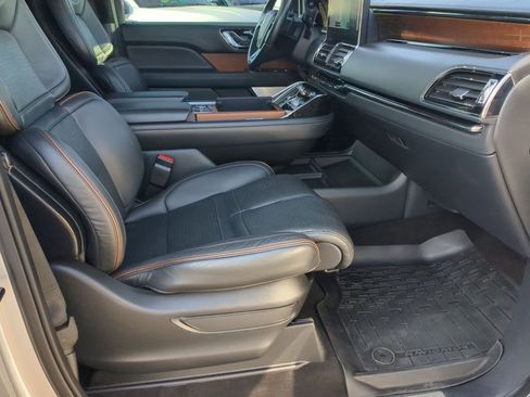 Used 2023 Lincoln Navigator L Black Label image 25