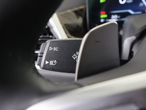 Used 2026 BMW X7 xDrive40i w/ M Sport Package image 33