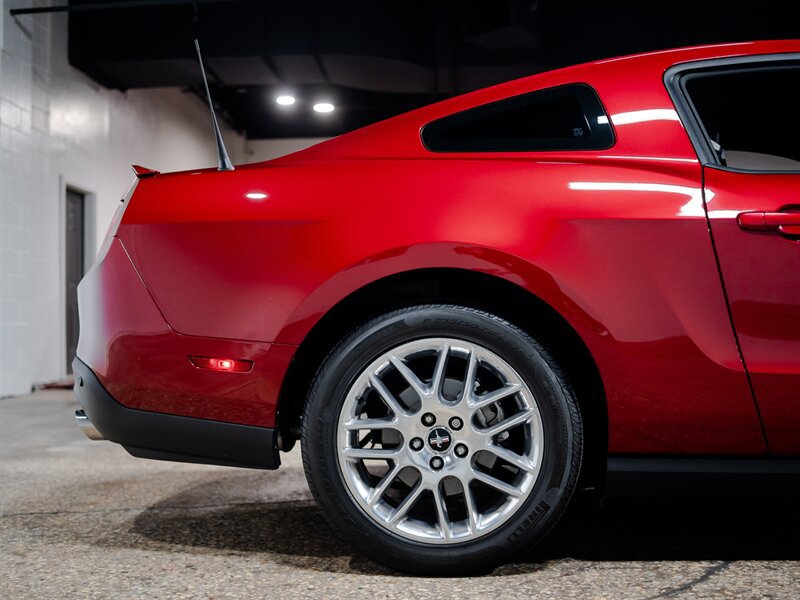 Used 2012 Ford Mustang Premium RWD image 12
