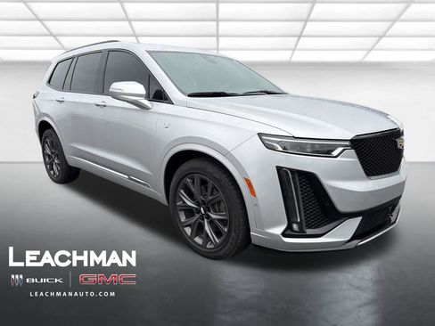 Used 2020 Cadillac XT6 Sport w/ Platinum Package AWD/4WD image 1