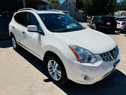 Used 2013 Nissan Rogue SV w/ Premium Pkg