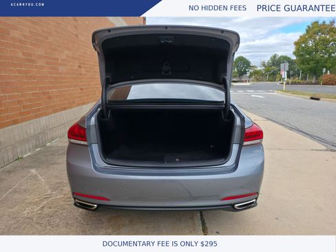 Used 2017 Genesis G80 3.8 w/ Option Group 02 RWD image 8