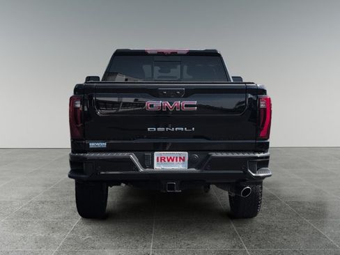 Used 2025 GMC Sierra 2500 Denali w/ Denali Reserve Package AWD/4WD image 4