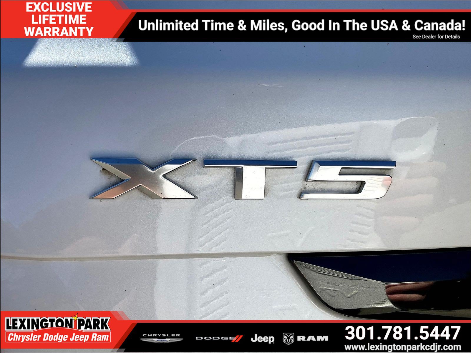Used 2018 Cadillac XT5 Luxury w/ LPO, Black Ice Package AWD/4WD image 23