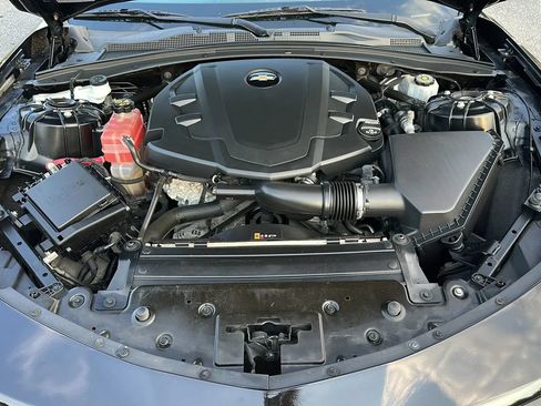 Used 2019 Chevrolet Camaro LT RWD image 30