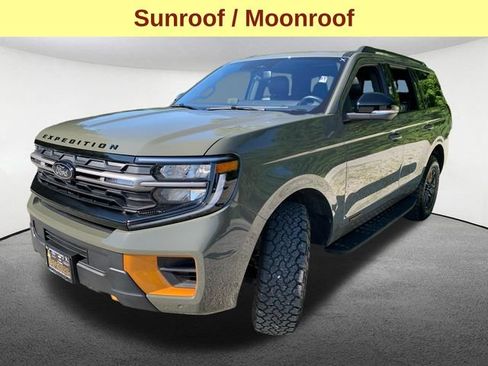 Used 2025 Ford Expedition Tremor AWD/4WD image 5