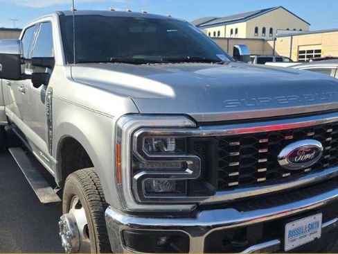 Used 2024 Ford F350 Lariat w/ Lariat Ultimate Package AWD/4WD image 9