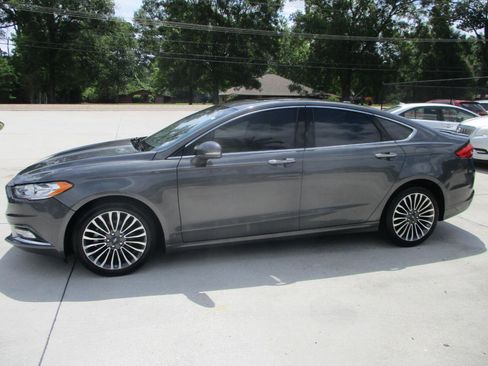 Used 2018 Ford Fusion Titanium AWD/4WD image 22