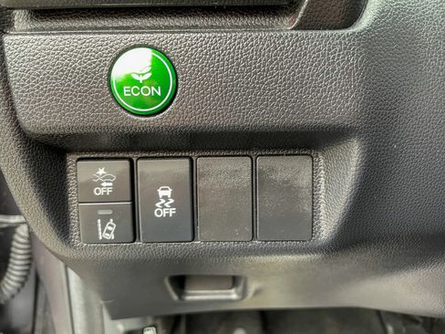 Used 2020 Honda Fit EX image 9
