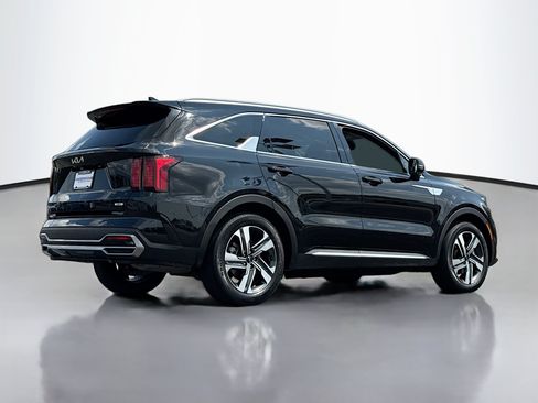 Used 2023 Kia Sorento EX AWD/4WD image 2