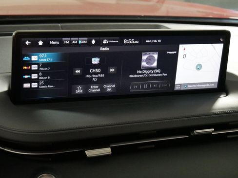 Used 2023 Genesis GV70 2.5T w/ Sport Prestige Package image 22