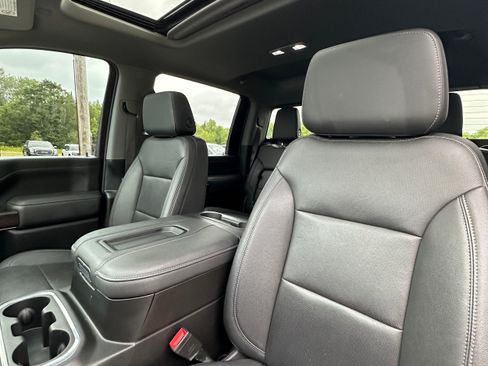 Used 2022 GMC Sierra 2500 SLT w/ SLT Convenience Package AWD/4WD image 10