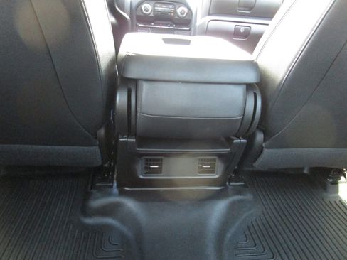 Used 2021 GMC Sierra 2500 4x4 Crew Cab w/ 1SA Safety Confidence Package image 17