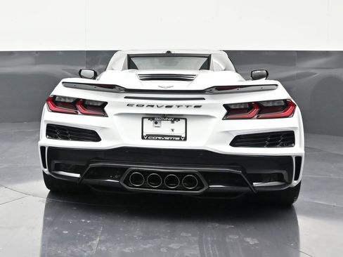 Used 2026 Chevrolet Corvette Z06 RWD image 4
