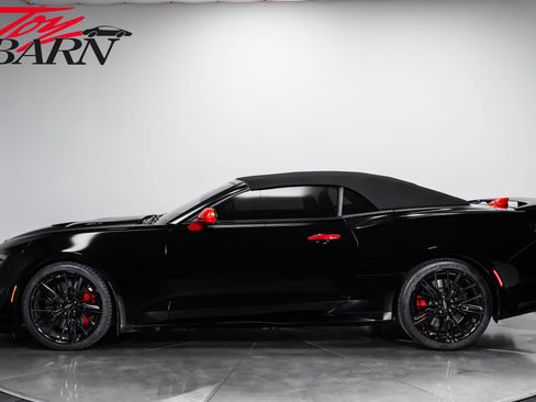 Used 2022 Chevrolet Camaro ZL1 RWD image 10