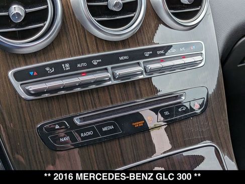 Used 2016 Mercedes-Benz GLC 300 image 24