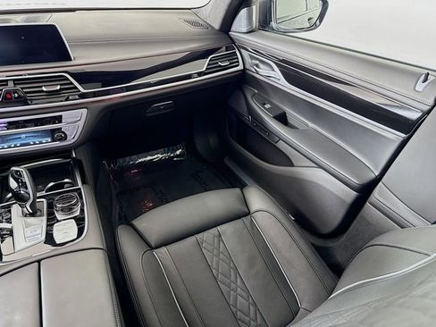 Used 2022 BMW ALPINA B7 xDrive ALPINA B7 xDrive w/ Luxury Rear Seating Package image 25