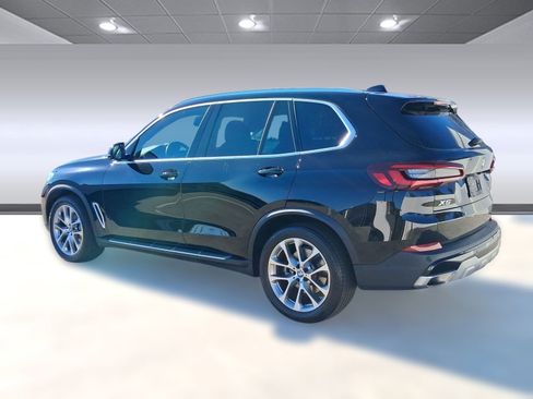 Certified 2023 BMW X5 sDrive40i w/ Premium Package image 3