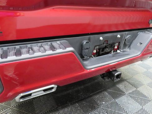 Used 2024 GMC Sierra 1500 Elevation w/ LPO, Elevation Black Package image 34