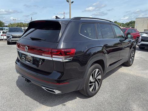 Certified 2025 Volkswagen Atlas SE FWD image 5