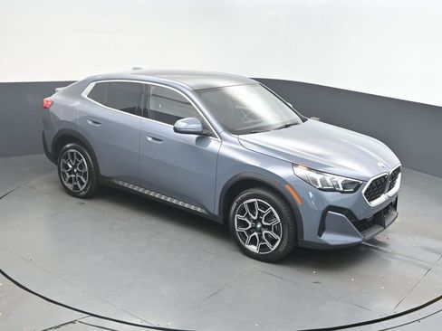 Used 2025 BMW X2 xDrive28i image 36