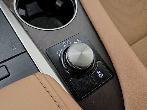 Certified 2022 Lexus RX 350 FWD w/ Premium Package image 29