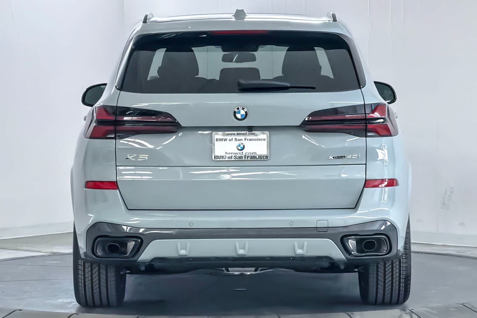 Used 2026 BMW X5 xDrive40i w/ M Sport Package AWD/4WD image 7