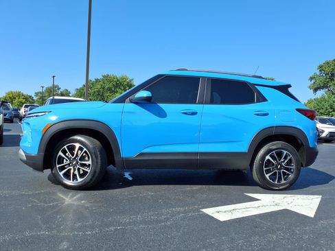 Used 2024 Chevrolet TrailBlazer LT w/ Convenience Package AWD/4WD image 26