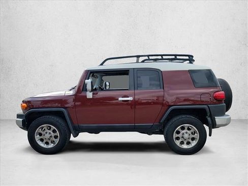 Used 2011 Toyota FJ Cruiser 4WD image 8