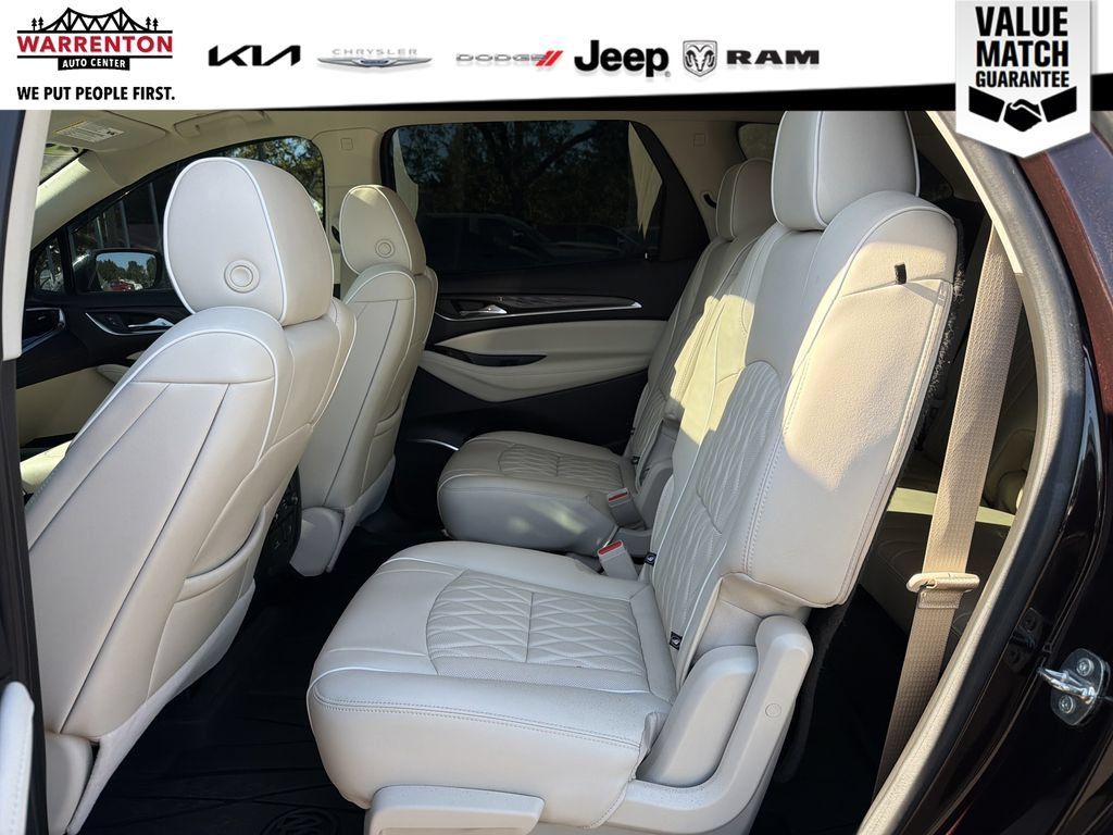 Used 2023 Buick Enclave Avenir w/ Avenir Technology Package AWD/4WD image 13