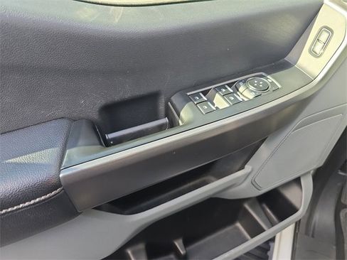 Used 2025 Ford F250 XLT image 10