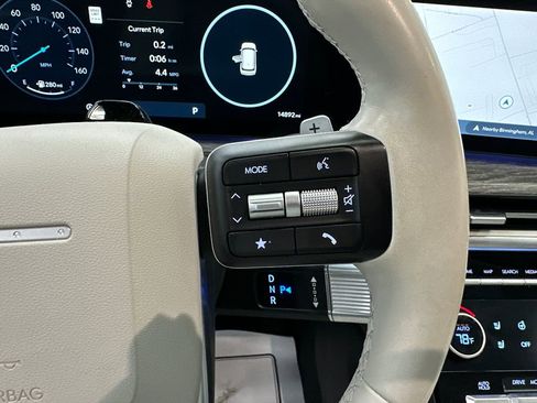Certified 2024 Hyundai Santa Fe Limited image 29