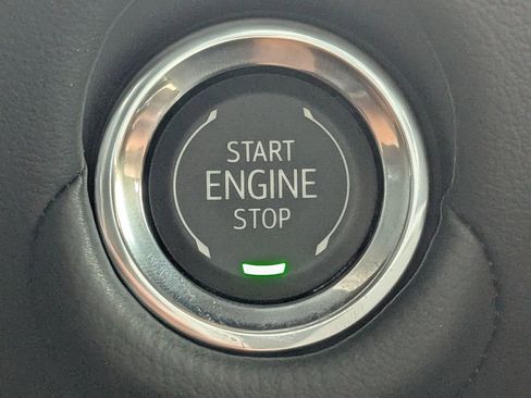 New 2026 Chevrolet Suburban Premier image 32