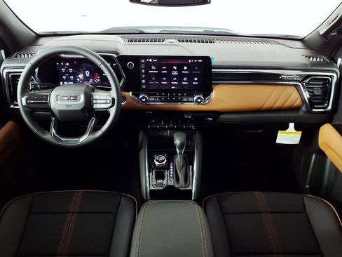 New 2026 GMC Canyon AT4 image 13