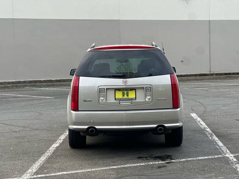 Used 2004 Cadillac SRX V8 AWD/4WD image 4