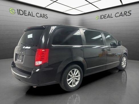 Used 2019 Dodge Grand Caravan SXT FWD image 5