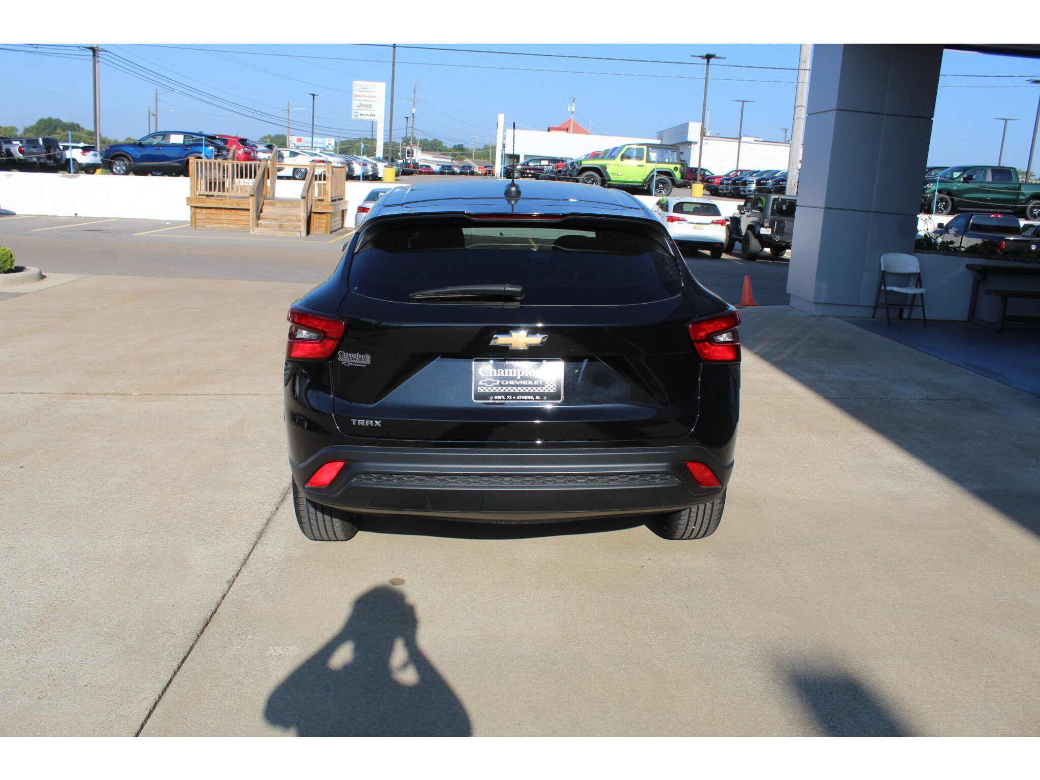Used 2025 Chevrolet Trax LS FWD image 6