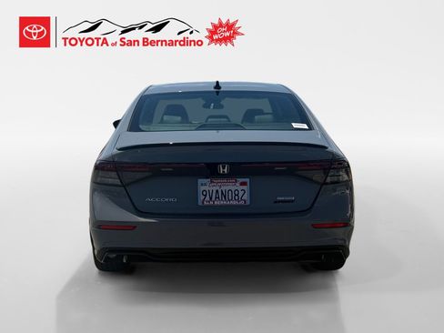 Used 2025 Honda Accord Sport image 4