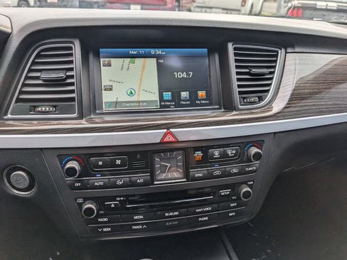 Used 2015 Hyundai Genesis 3.8 w/ Option Group 02 image 22