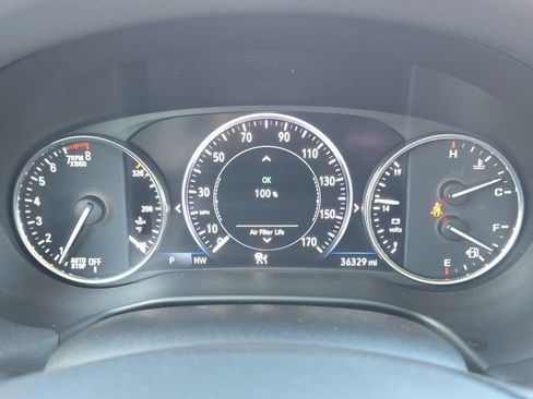 Used 2022 Buick Enclave Avenir w/ Avenir Technology Package image 28