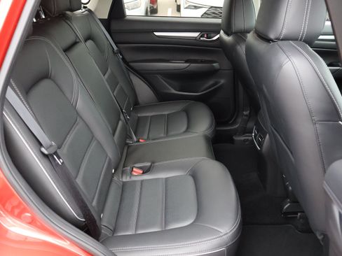 Used 2025 MAZDA CX-5 AWD 2.5 S w/ Preferred Package image 12
