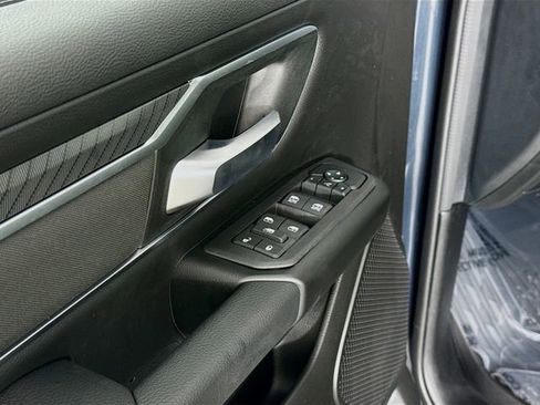 New 2026 RAM 1500 Big Horn AWD/4WD image 18