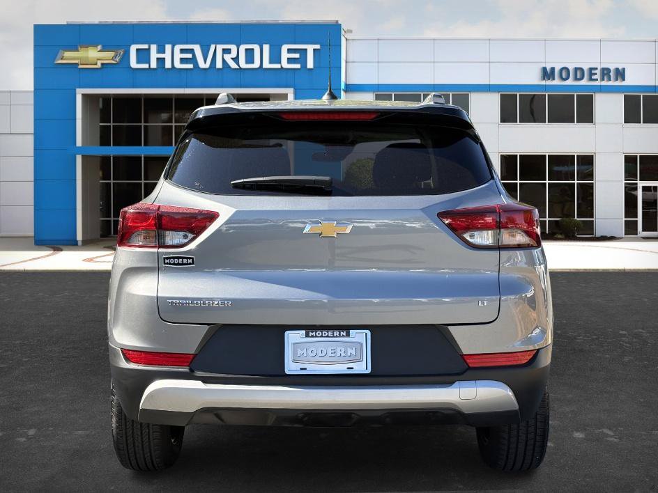 Used 2025 Chevrolet TrailBlazer LT FWD image 4