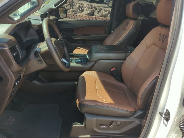 Used 2024 Ford Expedition King Ranch AWD/4WD image 15