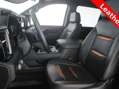 Used 2024 GMC Sierra 2500 AT4 image 16